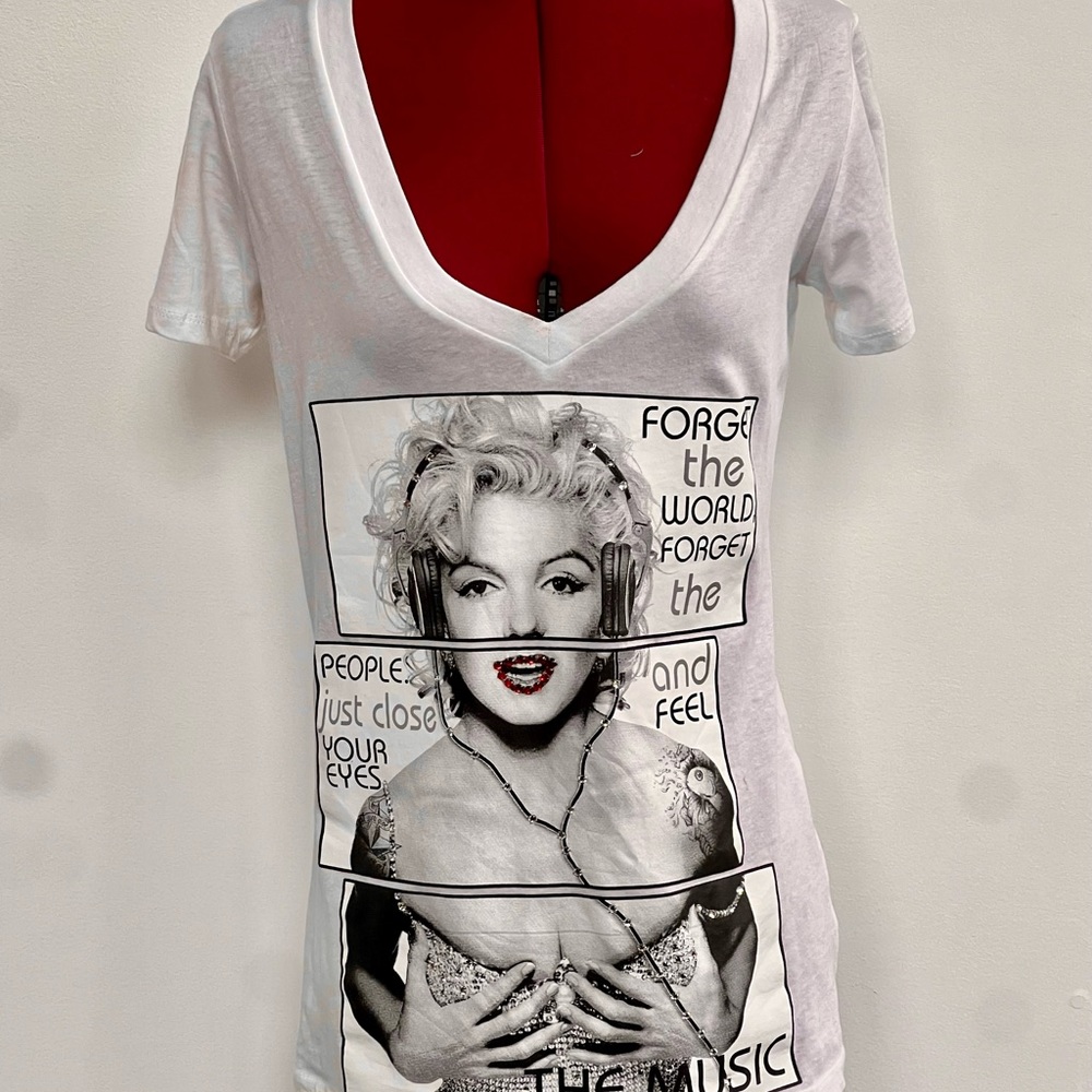 Marilyn Monroe beaded deep V T-shirt